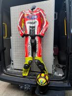 Dainese Rossi Replica pak - Mancave + AGV helm, Motoren, Ophalen