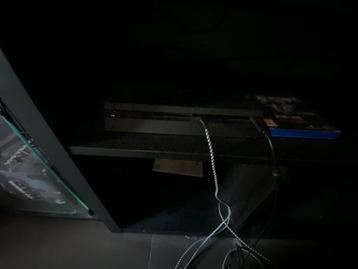 Ps4 slim beschikbaar voor biedingen