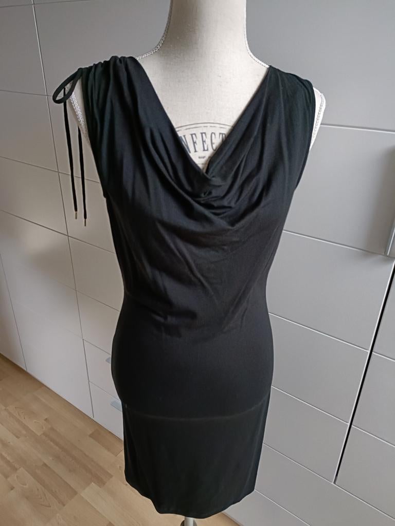 Petite robe noire In Wear XS, Enlèvement ou Envoi, Comme neuf