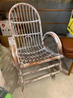 Schommelstoel + handgemaakt kussen, Enlèvement, Comme neuf