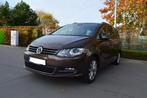 VW Sharan 2,0L tsi 6 plaatsen leder navi pdc  panorama aut., Auto's, Monovolume, Zwart, 4 cilinders, Bruin