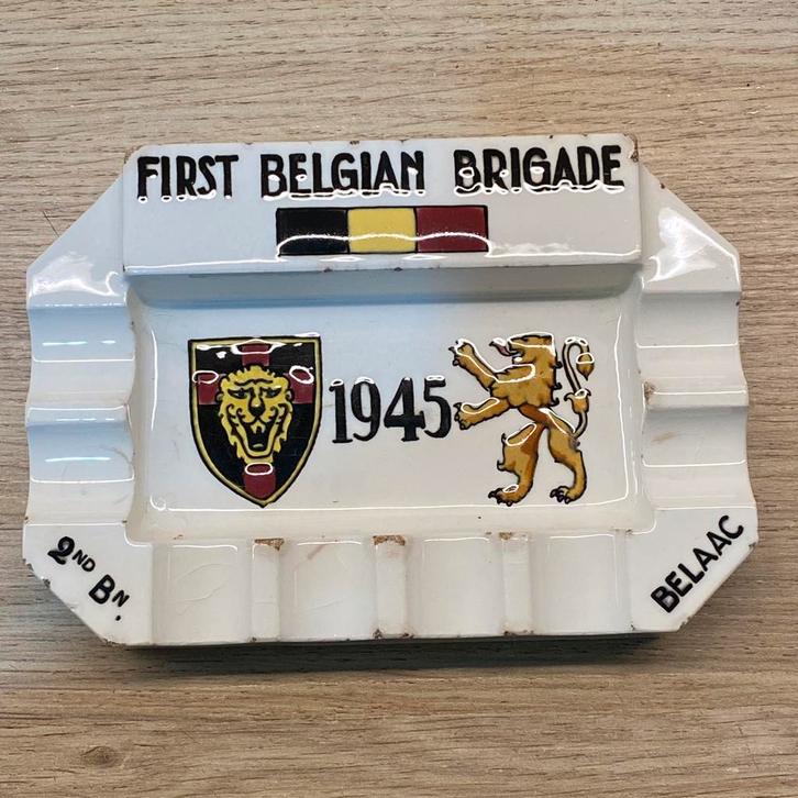 Cendrier émaillé brigade Piron, Hemiksem Gilliot, Belaac, Collections, Objets militaires | Seconde Guerre mondiale, Enlèvement ou Envoi