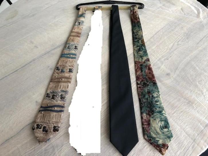 Stropdassen / 3 stuks ( kunnen apart aangekocht worden ), Kleding | Heren, Stropdassen, Zo goed als nieuw, Ophalen of Verzenden