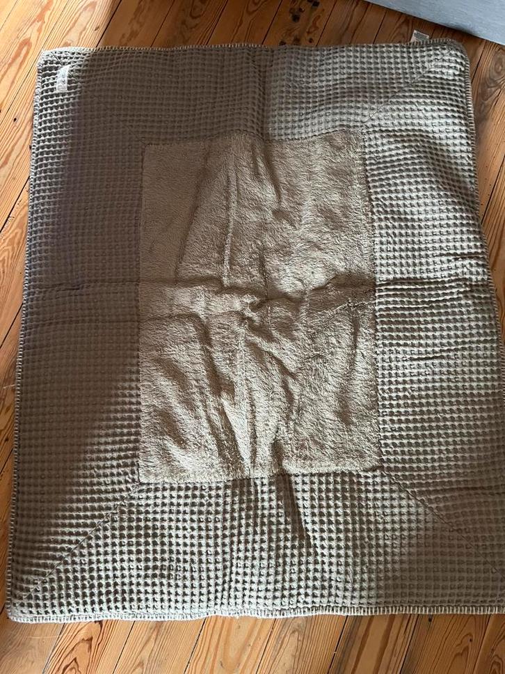 Koeka Set – 2 Bedbumpers + Speeltapijt, Kinderen en Baby's, Kinderkamer | Bedden, Zo goed als nieuw, Ophalen