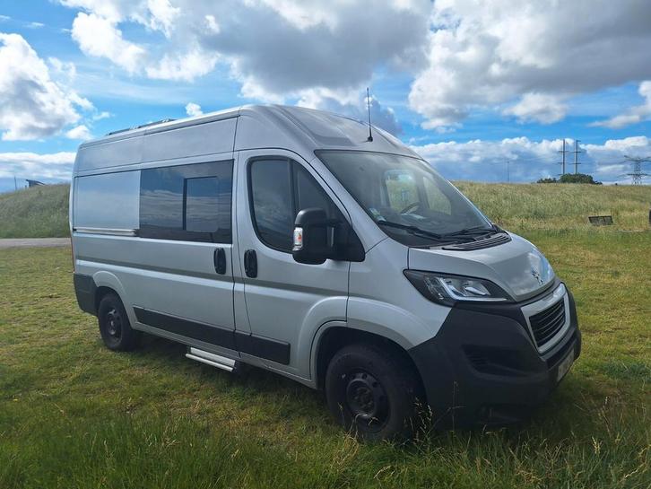 Peugeot boxer 2017 zelfbouw camper, Auto's, Bestelwagens en Lichte vracht, Particulier, Schuifdeur, Peugeot, Diesel, Ophalen