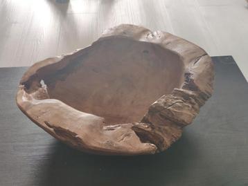 Unieke handgemaakte houten schaal – 44 x 38 x 15 cm beschikbaar voor biedingen
