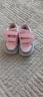 Adidas sneakers maat 21, Kinderen en Baby's, Babykleding | Schoentjes en Sokjes, Ophalen