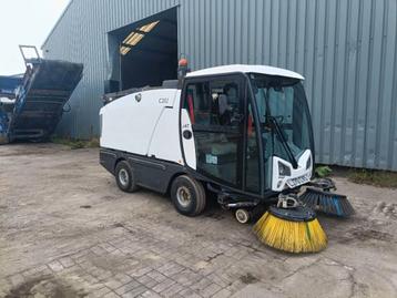 Johnston C 202 compact street sweeper beschikbaar voor biedingen