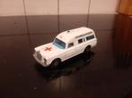 Mercedes Benz Ambulance 1:43, Verzenden, Zo goed als nieuw, Auto, Matchbox