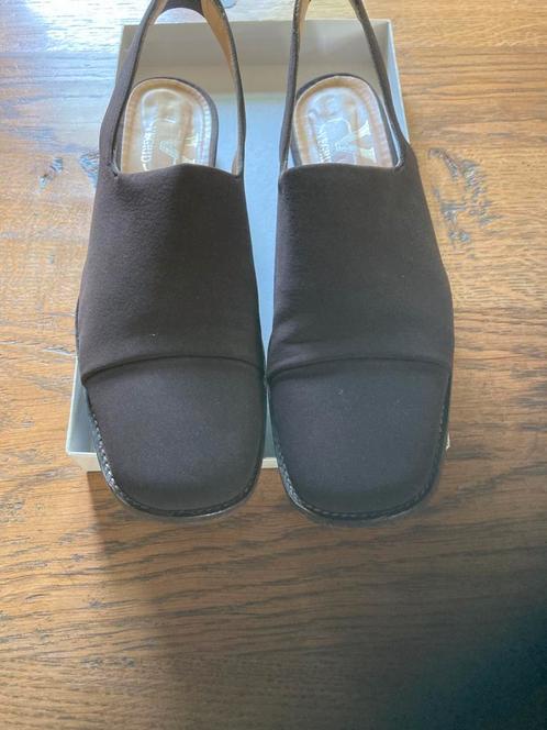 VEGRID damesschoenen maat 38, Kleding | Dames, Schoenen, Zo goed als nieuw, Schoenen met lage hakken, Bruin, Ophalen