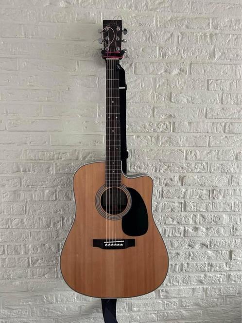 Sigma DRC-28E gitaar, Muziek en Instrumenten, Snaarinstrumenten | Gitaren | Akoestisch, Zo goed als nieuw, Ophalen
