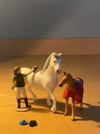 Schleich : monitrice+2 chevaux+3brosses