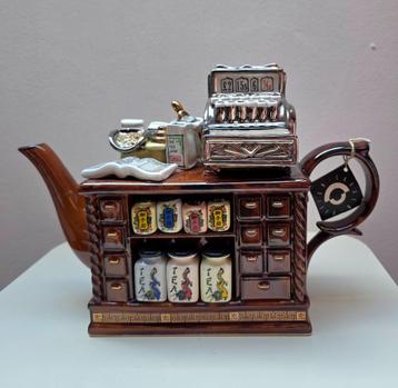 Vintage Tea Shop Theepot Design Gesigneerd Goud Zilver beschikbaar voor biedingen