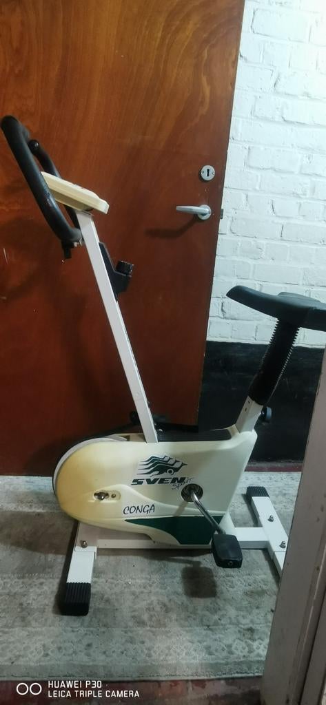 Équipement de fitness pour vélos d'exercice, Enlèvement ou Envoi, Utilisé, Vélo d'appartement