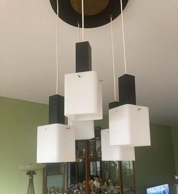 Vintage lijst met 5 lampen van metaal en opaline beschikbaar voor biedingen