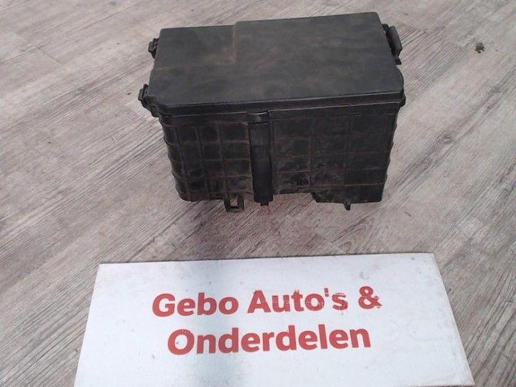 ACCUBAKDEKSEL Volkswagen Golf VI (5K1) (01-2008/11-2013), Auto-onderdelen, Overige Auto-onderdelen, Volkswagen, Gebruikt