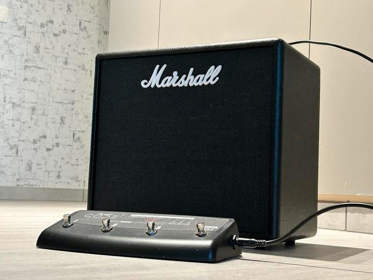 Marshall code 25 met footswitch, Muziek en Instrumenten, Versterkers | Bas en Gitaar, Gebruikt, Gitaar, Minder dan 50 watt, Ophalen