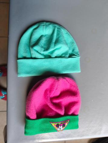 babymutsjes  beschikbaar voor biedingen