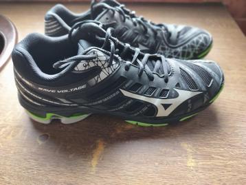 Mizuno volleybalschoen 44 beschikbaar voor biedingen