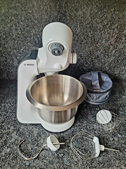 Bosch MUM 900w deegrobot, Elektronische apparatuur, Keukenmixers, Zo goed als nieuw, Ophalen