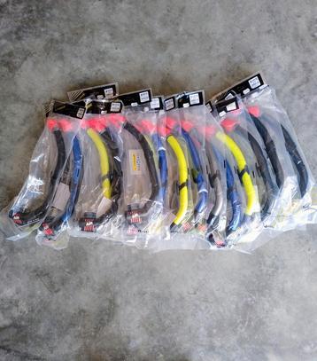Lot van 16 "Aqualung air dry" snorkels. NIEUW.  beschikbaar voor biedingen