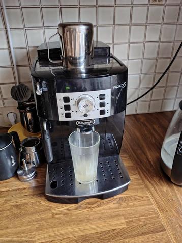 De'Longhi Magnifica S zwart espressomachine  beschikbaar voor biedingen