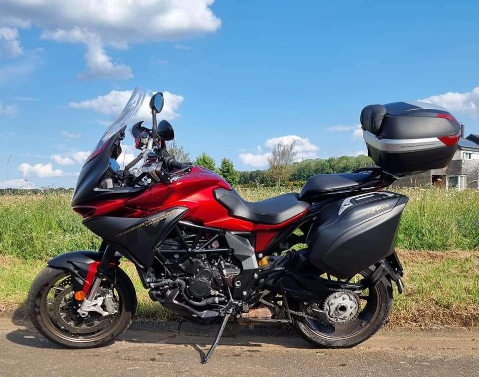 MV Agusta Turismo Veloce Lusso 800 – 2020, Permis Moto A, 798 cm³, Plus de 35 kW, 3 cylindres