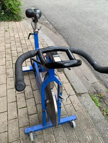 Spinningfiets oxygene beschikbaar voor biedingen