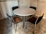 Keukentafel met 4 stoelen, Ophalen