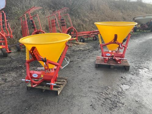 Kunstmeststrooier kraffter JP400 voor minitraktor, Tuin en Terras, Plantenvoeding, Nieuw, Ophalen