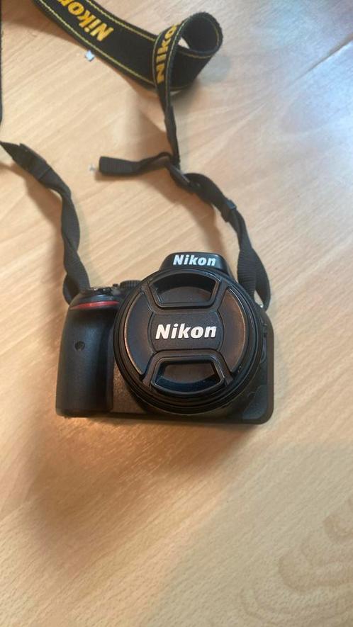 Nikon D5200, TV, Hi-fi & Vidéo, Appareils photo numériques, Comme neuf, Nikon, Enlèvement ou Envoi