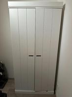 Kledingkast wit van hout, Huis en Inrichting, Ophalen, Gebruikt, Klassiek, Met hangruimte