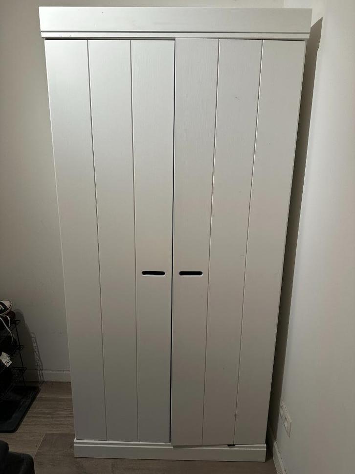 Kledingkast wit van hout, Huis en Inrichting, Kasten | Kleerkasten, Gebruikt, 150 tot 200 cm, 50 tot 100 cm, 50 tot 75 cm, Met deur(en)