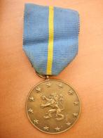 Militaire medaille. Daad van moed en toewijding, 1950, Verzamelen, Militaria | Algemeen, Verzenden, Landmacht, Lintje, Medaille of Wings