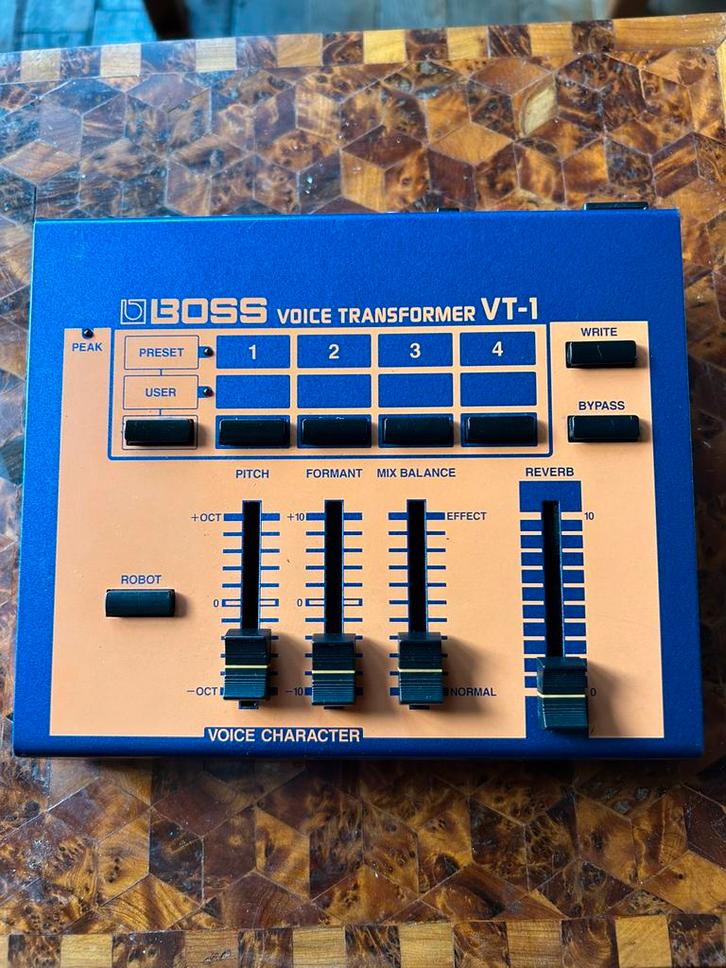 BOSS VT-1 VOICE TRANSFORMER, Muziek en Instrumenten, Effecten, Gebruikt, Overige typen, Ophalen of Verzenden