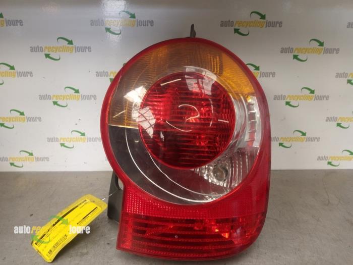 Feu arrière droit d'un Renault Modus, Autos : Pièces & Accessoires, Éclairage, Renault, Utilisé, 3 mois de garantie