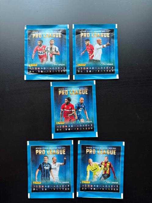 Panini Pro League 20-21 - 5 Different packets (Sealed), Hobby en Vrije tijd, Stickers en Plaatjes, Nieuw, Ophalen of Verzenden