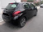 Peugeot 208 1.2 pano zetelverwarming 110d km, Auto's, Voorwielaandrijving, Stof, 1199 cc, Handgeschakeld