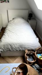 Complete slaapkamer Ikea: bed, nachtkastje en kleerkast, Enlèvement, Comme neuf, Une personne, Modern