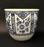 Sphinx Boch Belgium M16 Bloempot Delfts Blauw, Antiek en Kunst, Ophalen of Verzenden