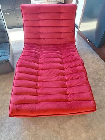 Fauteuil beschikbaar voor biedingen