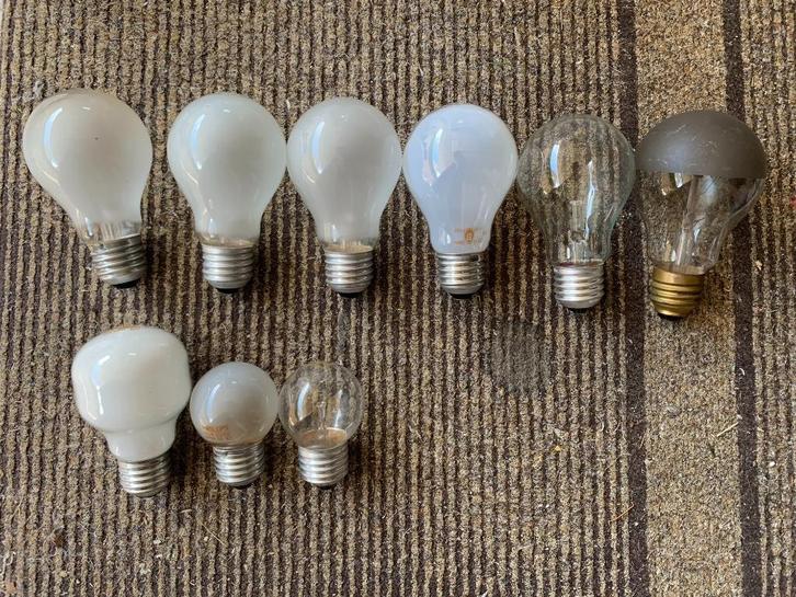 Gloeilampen E27 – 40W 7 grote, 2 kleine, Huis en Inrichting, Lampen | Losse lampen, Ophalen of Verzenden