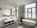Badkamer / vrijstaand bad & meubel, Huis en Inrichting, Badkamer | Complete badkamers, Ophalen, Zo goed als nieuw