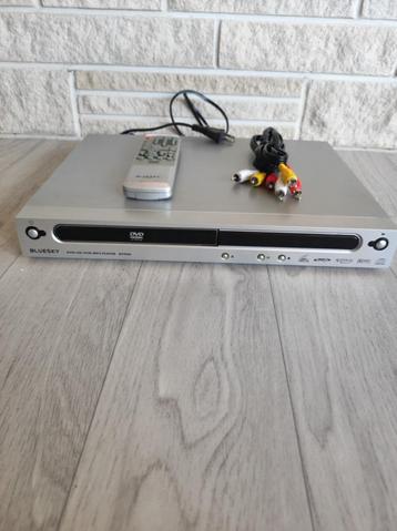 Lecteur DVD avec télécommande  beschikbaar voor biedingen