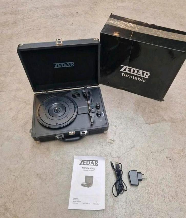 Zedar platenspeler ZDR-T316R, Audio, Tv en Foto, Platenspelers, Zo goed als nieuw, Platenspeler, Overige merken, Automatisch, Ophalen of Verzenden