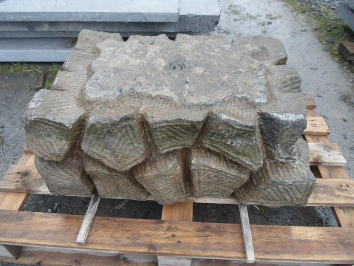 Sculpture en pierre bleue 80 x 60 x 30, Jardin & Terrasse, Traverses & Bordures, Comme neuf, Autres types, Pierre naturelle, 25 à 50 cm