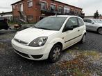 Ford fiesta bj 2003 km180000 1.2 benzien, Voorwielaandrijving, Stof, 4 cilinders, Wit