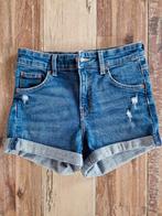 Short en jean BERSHKA 34, Vêtements | Femmes, Jeans, Neuf, Enlèvement ou Envoi, Bleu, W27 (confection 34) ou plus petit