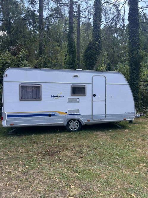Caravan Burstner ventana 440TS confort, Caravans en Kamperen, Caravans, Particulier, tot en met 4, 1250 - 1500 kg, Standaardzit