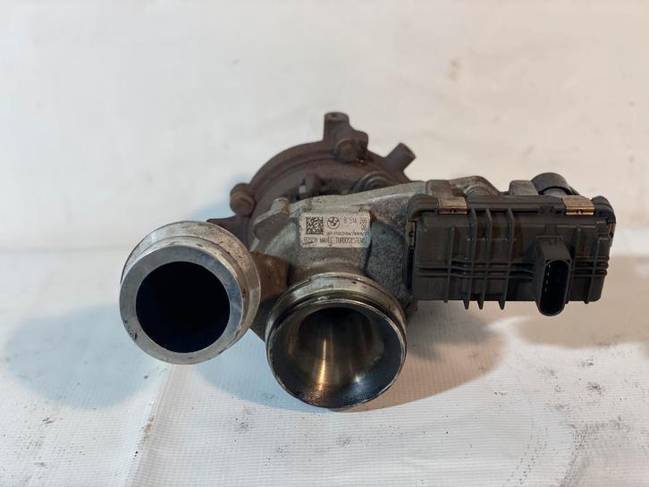 Turbo BMW serie 1 / 2 F20 F21 B37D15A 8514266, Auto-onderdelen, Motor en Toebehoren, BMW, Gebruikt, Ophalen